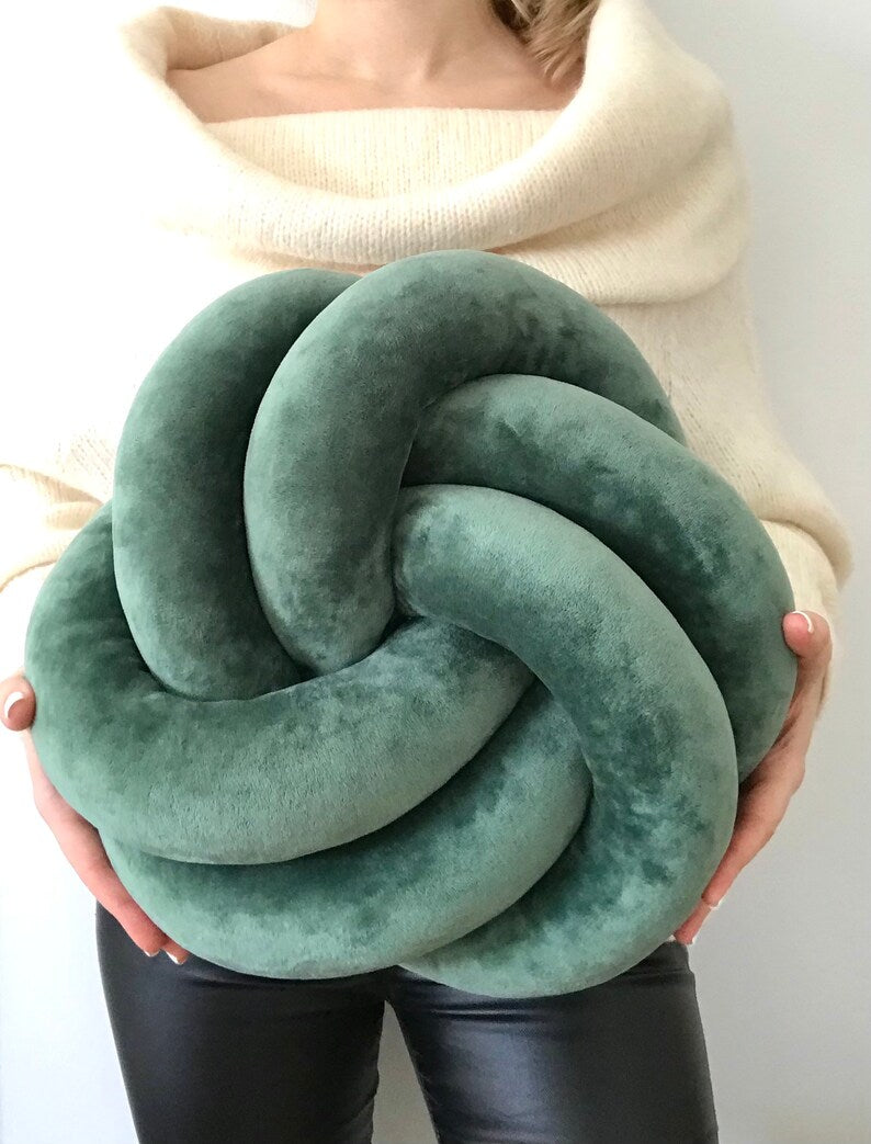 Throw Knot Pillow-15 inches