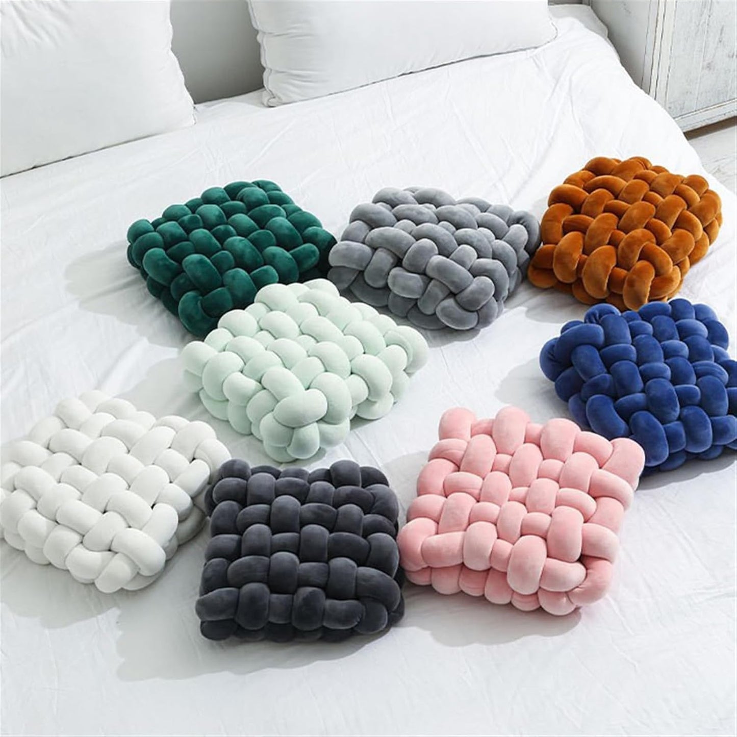 Square Knot Cushion (Velvet)