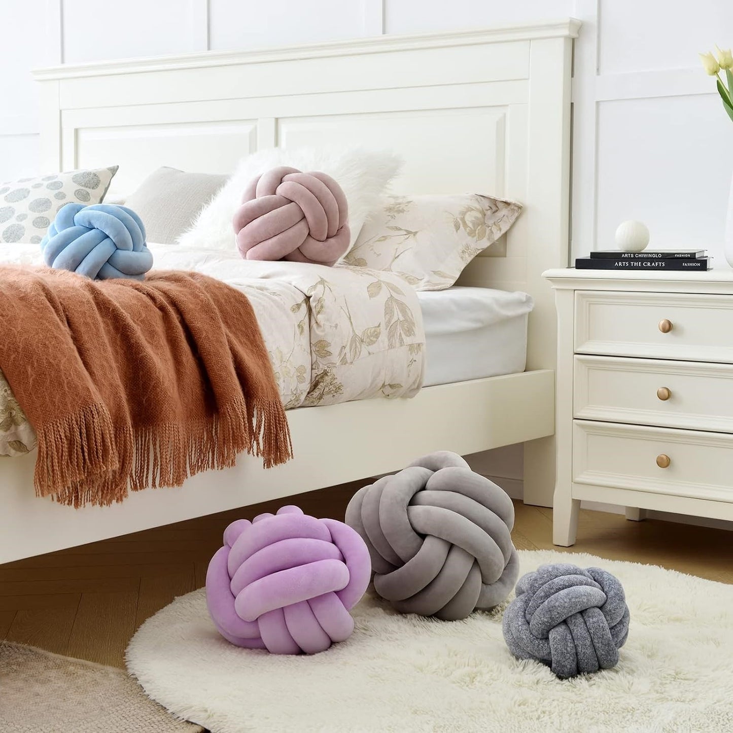 Knot Ball Cushion