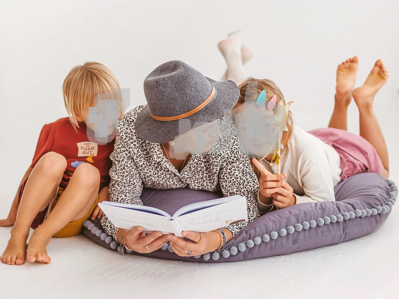 Round Floor Play Pillow