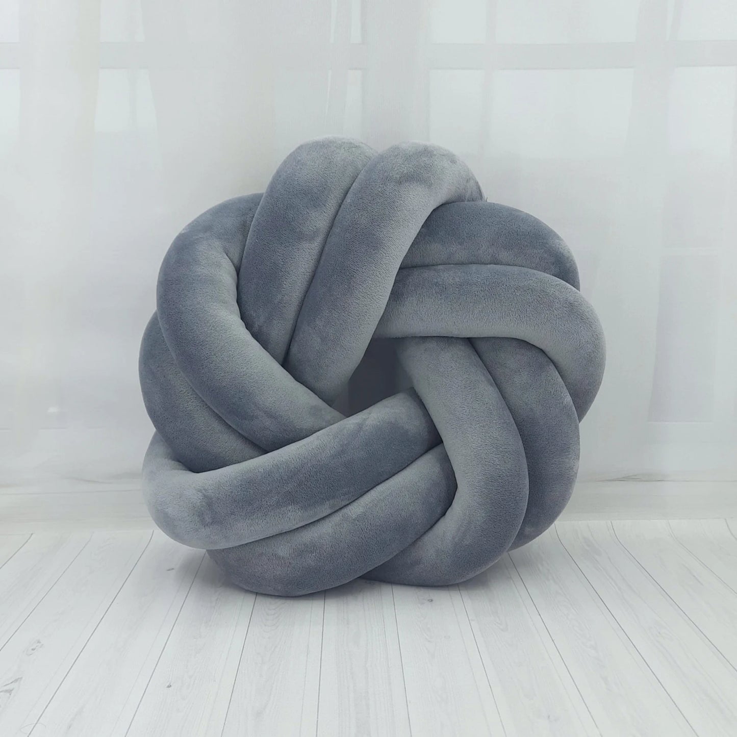 KNOTZ Two knot Circle Pillow