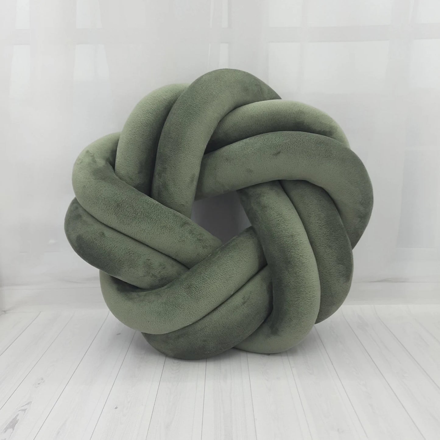 KNOTZ Two knot Circle Pillow
