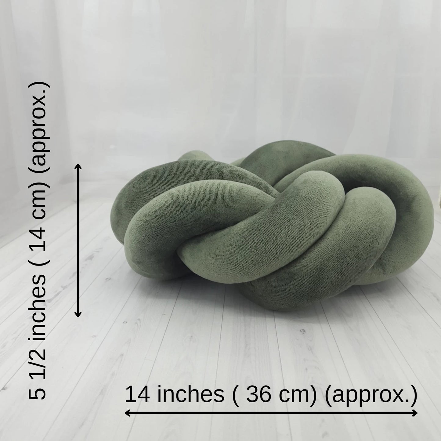 KNOTZ Two knot Circle Pillow