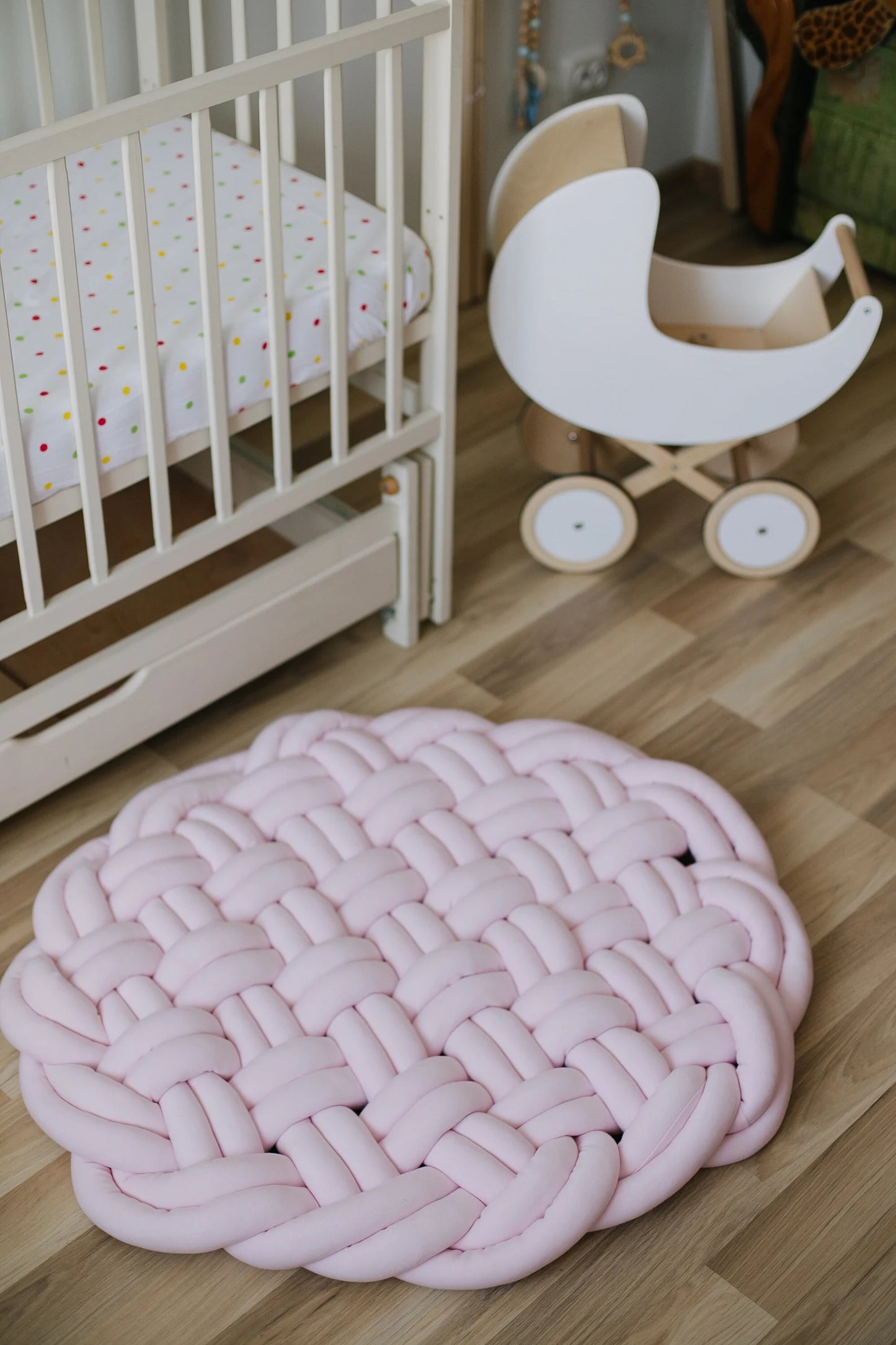 KNOTZ Round rug Floor seating (PRE BOOKING)