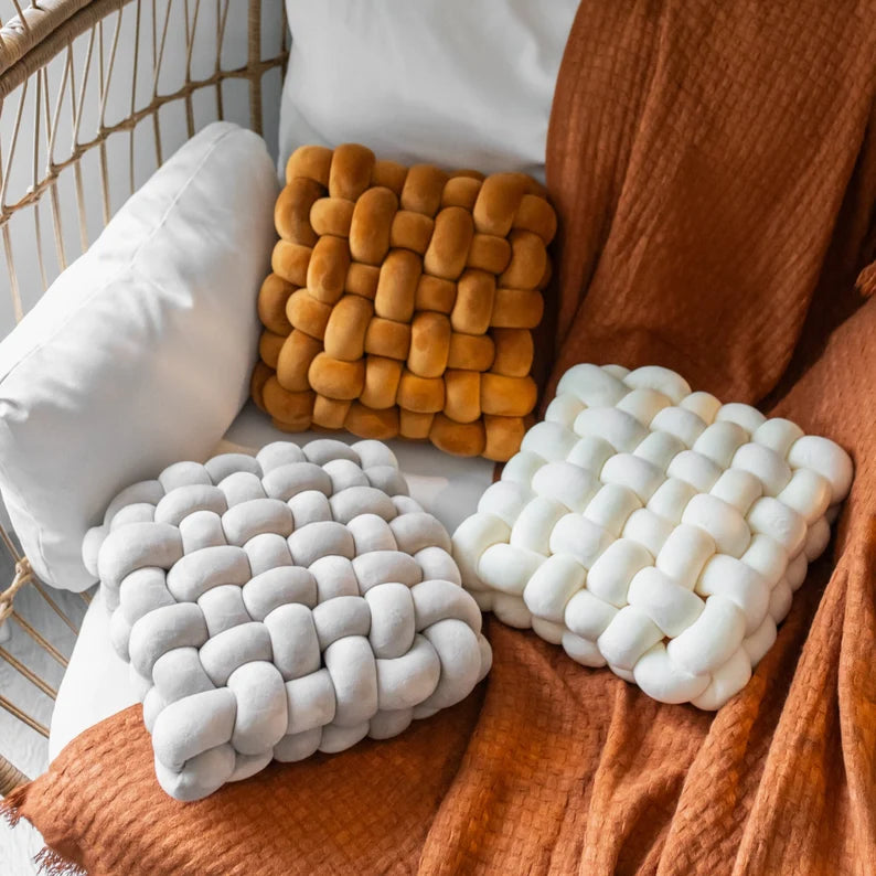 Square Knot Cushion (15 Inches)