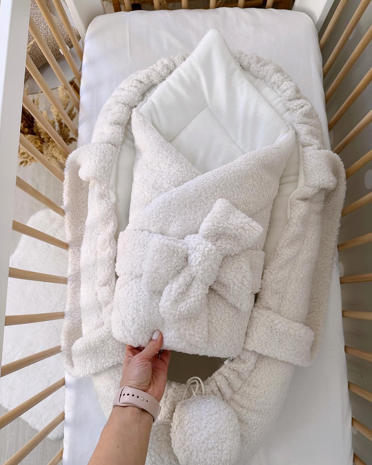 Cloud Ball Baby Nest Lounger – Ultra Soft Terry Infant Nest