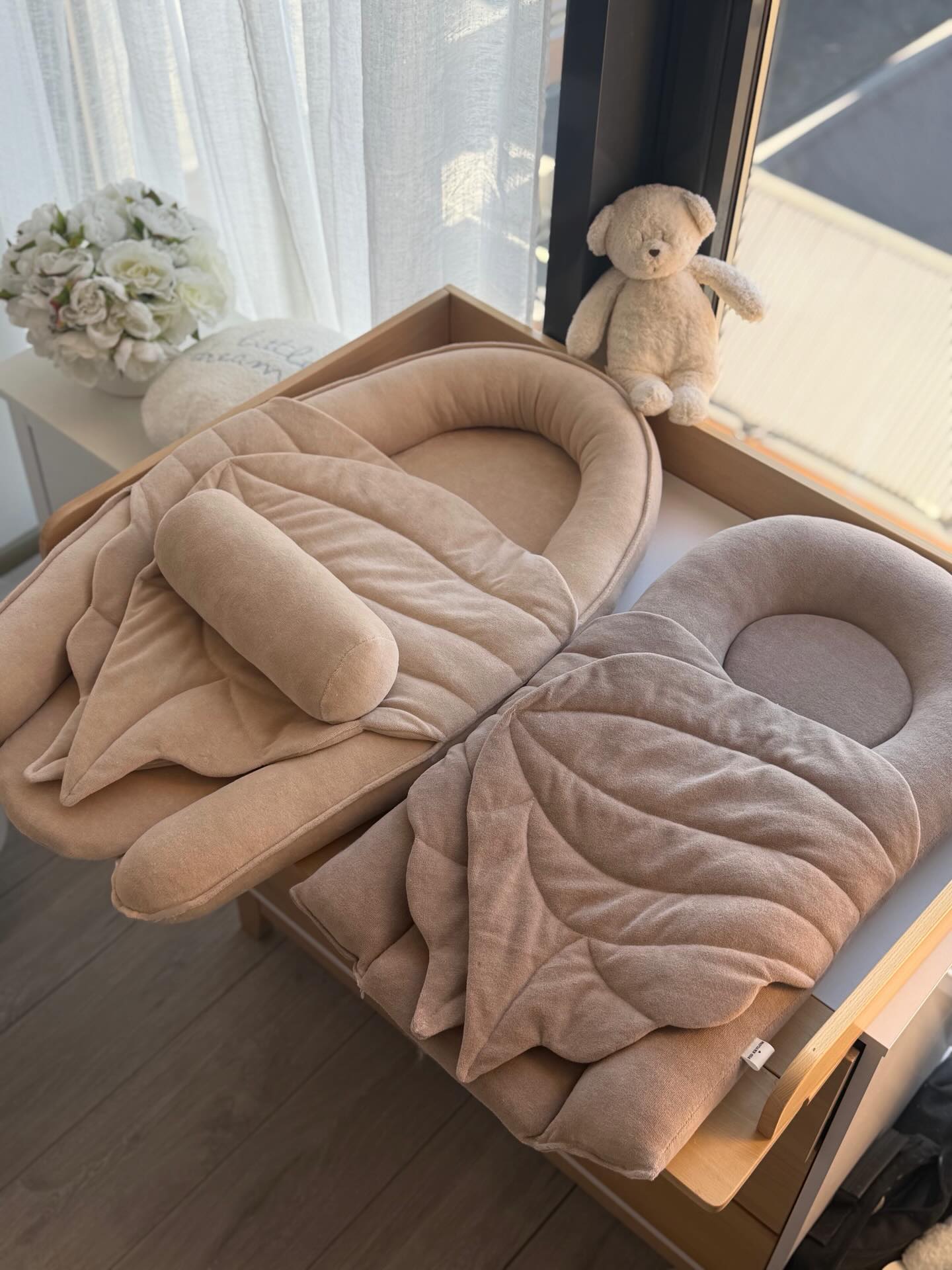 Velvet Baby Nest Cocoon – Soft Infant Pod 90-52-cm