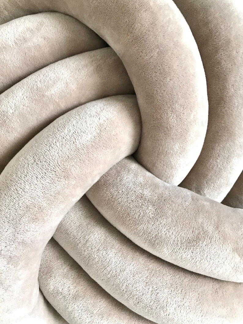 Throw Knot Pillow-15 inches