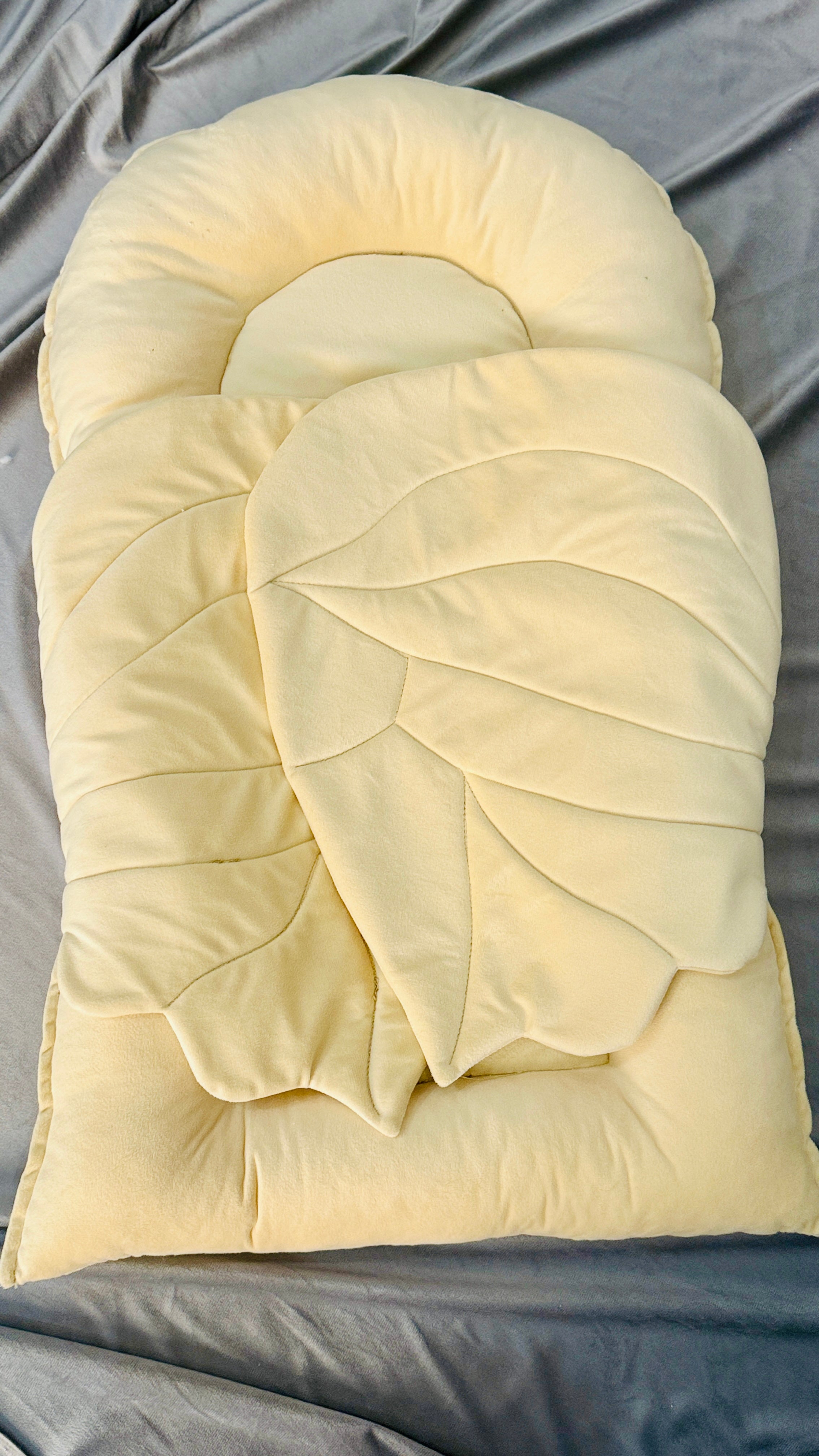 Velvet Baby Nest Cocoon – Soft Infant Pod 90-52-cm
