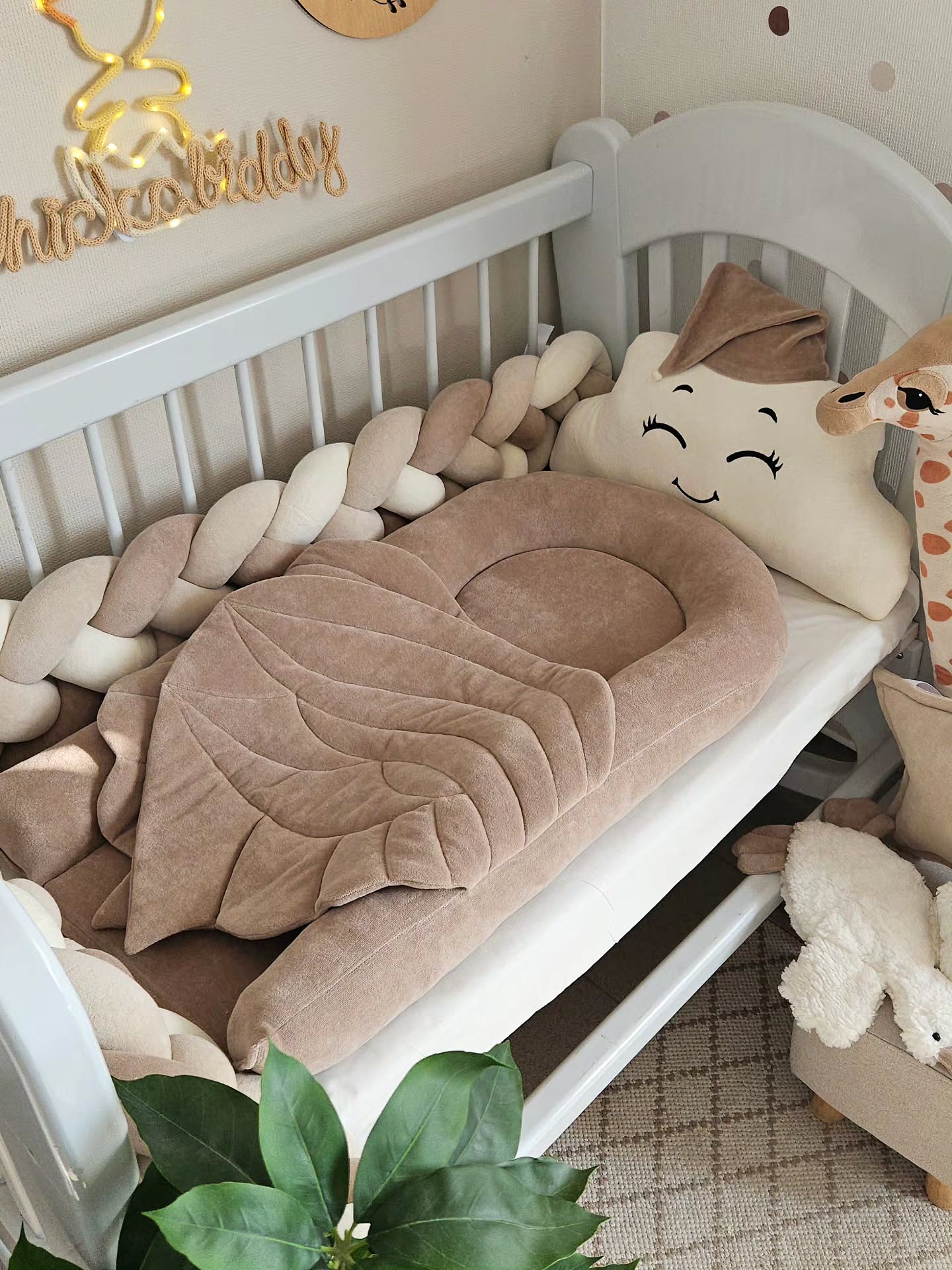 Cream & Ivory Velvet Baby Nest with Braided Bumper & Cloud Cushion